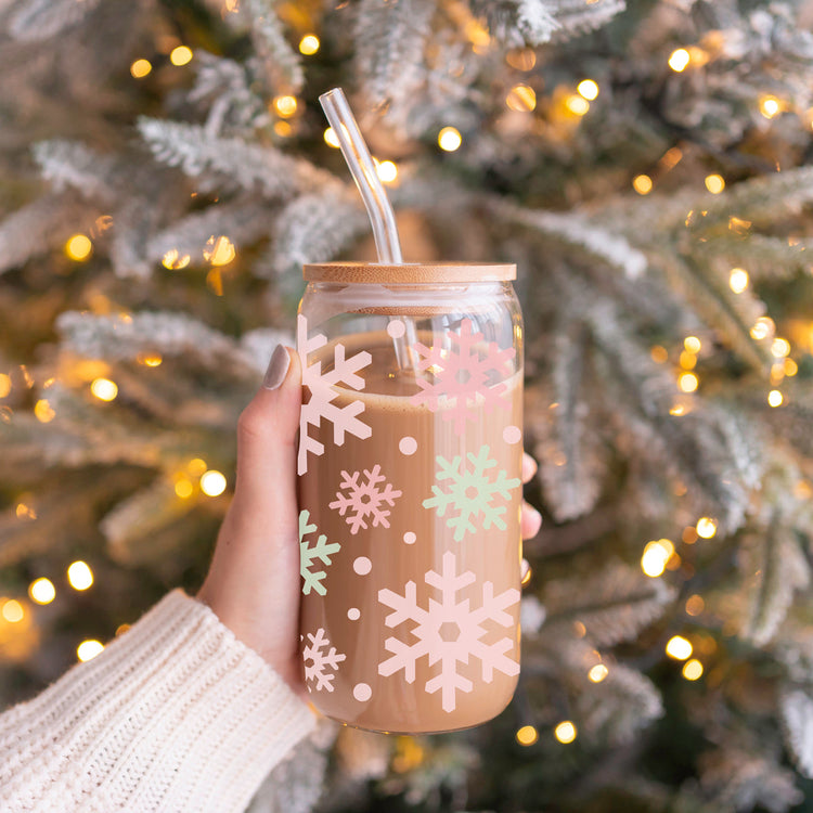 Pastel Snowflakes 17oz